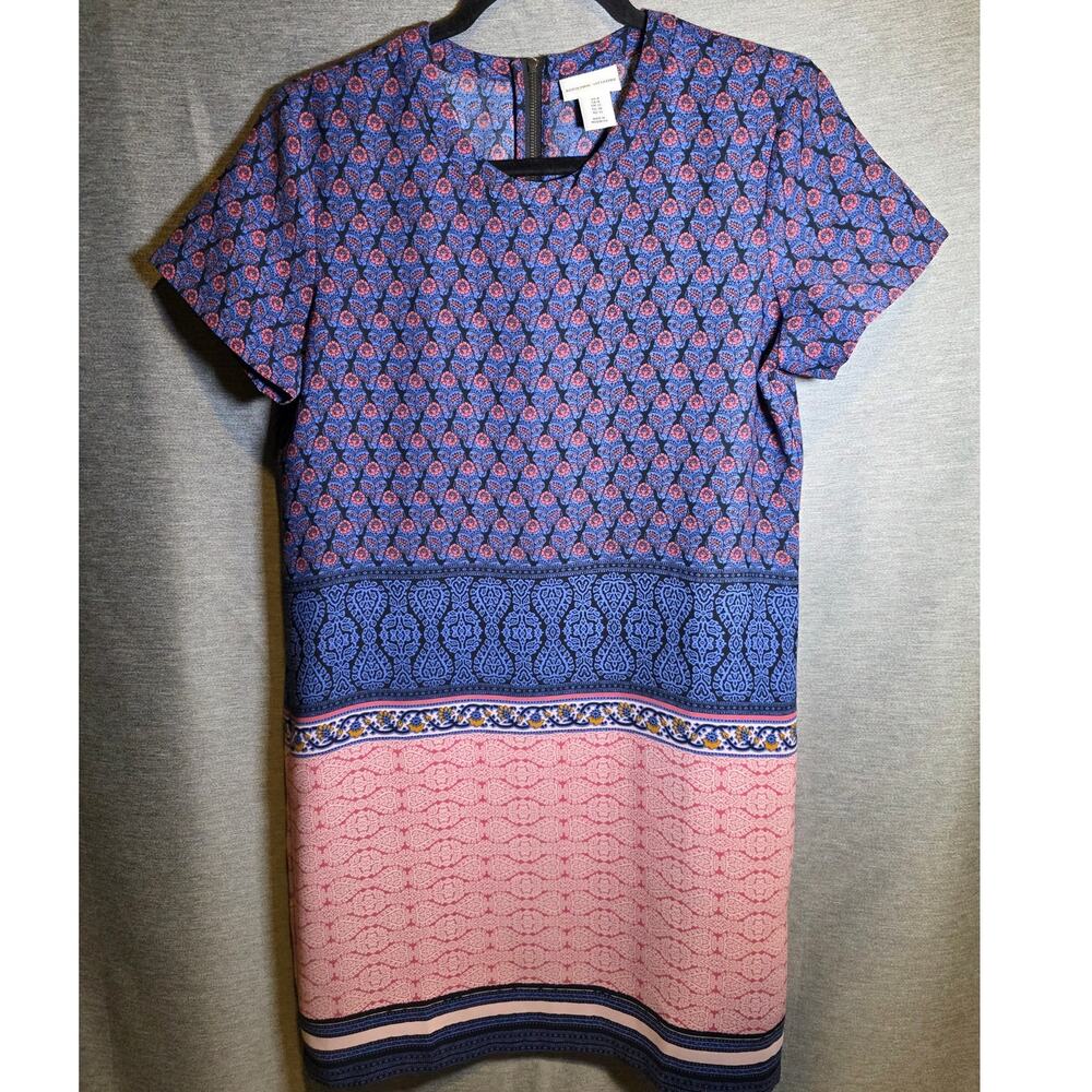 Adrienne Vittadini Shift Dress Women's Medium 8 Short Sleeve Knee Length Floral